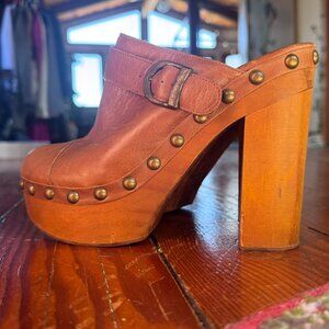 Jeffrey Campbell Woodies Charlie-C leather platform clogs with studs